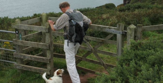 Walking the coastal Path, Pet friendly cottages in Pembrokeshire, luxury holiday cottages pembrokeshire